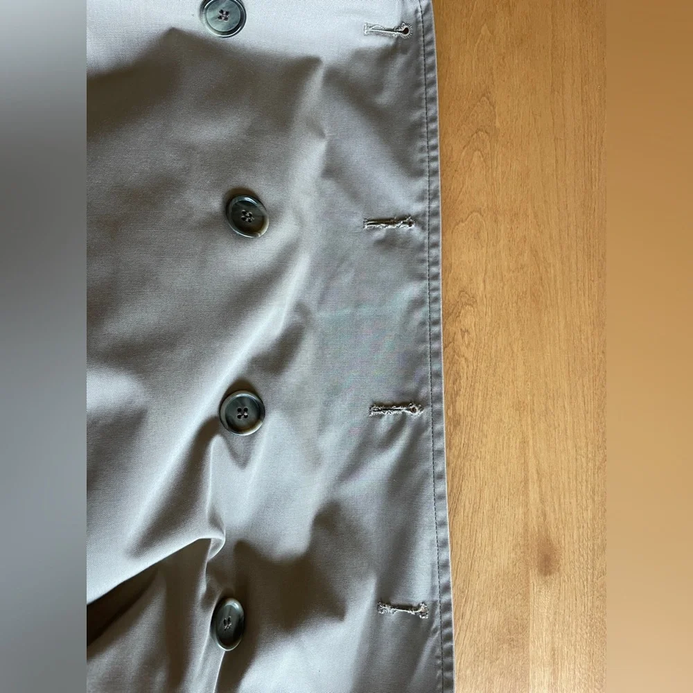 London Fog Maincoat Lined Men’s 44 Regular Tan. Very Good Condition. Vintage! - Picture 11 of 15